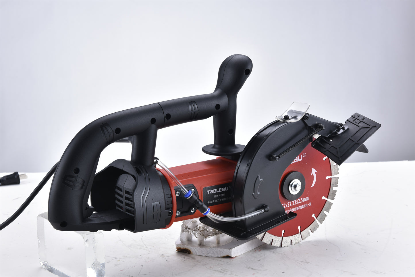 6821 B brick wall chaser